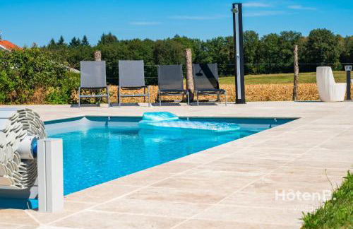 "Les Lièvres" House Air-conditioned Relaxation Oasis with Pool & Jacuzzi - Foto 12