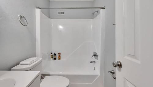 Simple 1BD Near Duke & Hospital - 2nd Floor - Foto 5