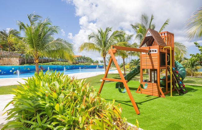 Pristine Bay Villa 1304 with large pool - 3 bedroom 3 Condo by RedAwning - Foto 24