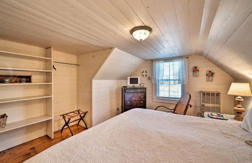 Lil Red Hen Cottage in the Boone Area with Hot Tub - Foto 22