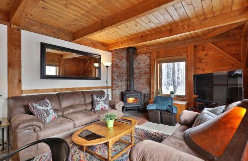 Killington Cabin - Right Unit - Sleeps 10 in 4 BR, 2 BA Cozy Escape - Foto 11