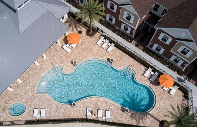 Upscale Townhome W/pool Access! 5 mi. to Disney! - Foto 18