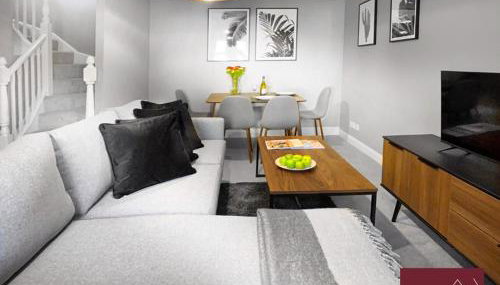 Woking - 2 Bedroom House - Parking - Foto 2, Other