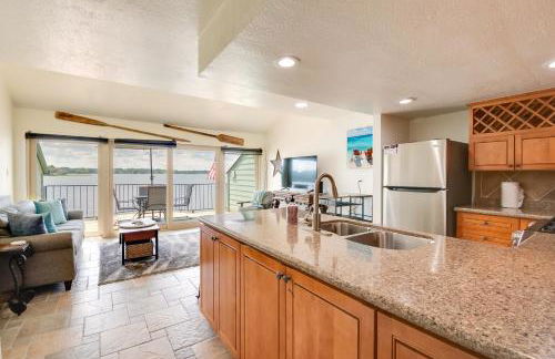 Lake Conroe Condo Balcony, Views and Pool Access! - Photo 8