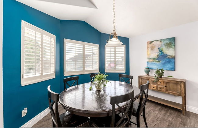 Farmington Gem 6BR Private Fenced Yard Sleeps 15 - Foto 9