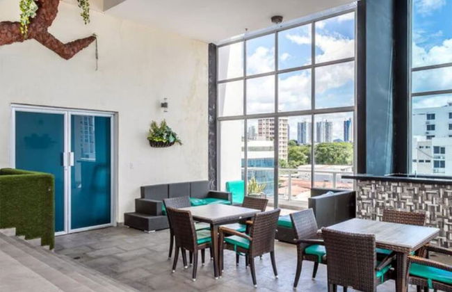 Diaphanous Urban Apartment - Foto 2