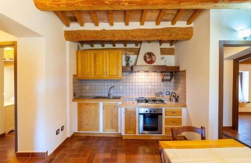 Apartment in a farmhouse with 2 swimming pools - Photo 24