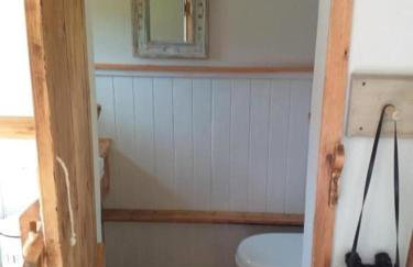Hut - Sleeps 2 - Petworth House 10 minutes - Foto 9