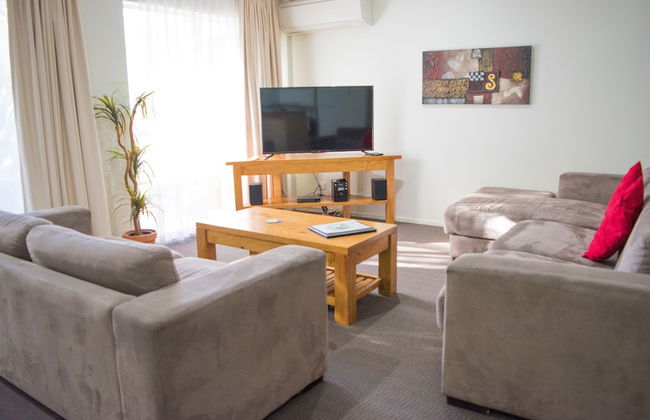 Beachside Holiday Apartments - Foto 17