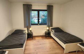 Voll-Ausgestatte Wohnung mit Balkon - Foto 3