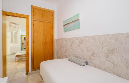 Bonito y muy fresco apartamento con patio privado - Photo 19