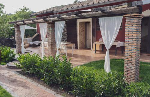 " il Rifugio di Aitna " - Foto 3