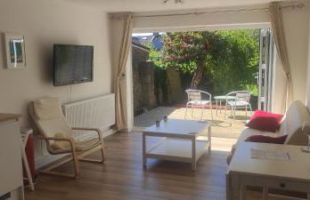 Adorable One-Bedroom Flat With Patio Garden. - Foto 2