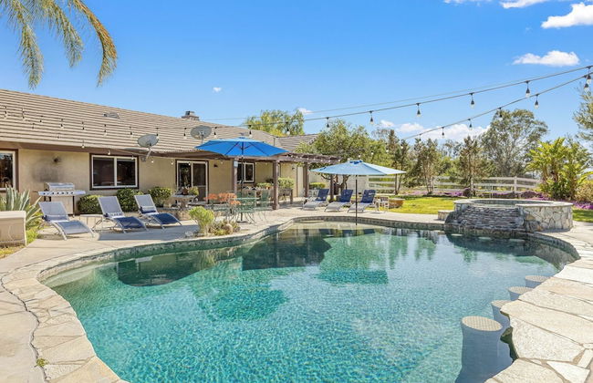 Temecula Wine Country Home w/ Pool, Hot Tub, Game Room & Vineyard Views - Foto 97