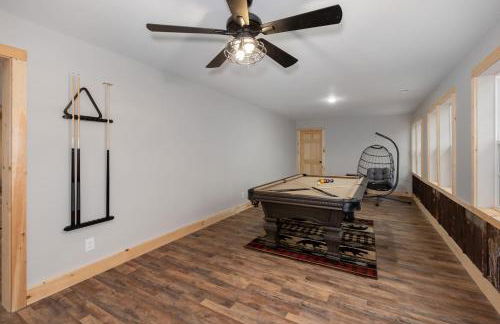 Boone Getaway Dog Friendly, Hot Tub, Fire Pit! - Foto 30