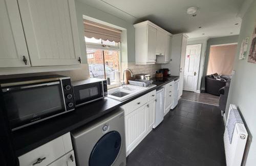 The Bungalow - Photo 23