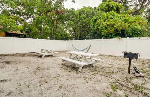 2 Mi to Barefoot Landing! Baileys Beach Cottage - Foto 25
