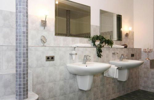 Schlossurlaub Nahe Ostsee und Tressower See - Photo 42