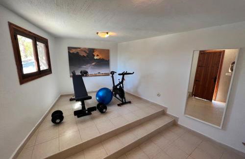 Villa Eliane with amazing sea views and large private swimming pool! - Photo 31