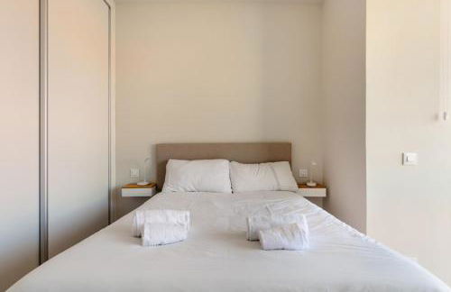 Bright with views - 2Bd 1Bth- Av América - Photo 10