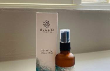 The Old Gallery - Charming Coastal Escape For Two - Photo 31