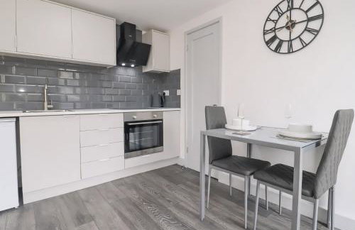 The View - Peaceful Duplex Apartment with Views, Parking & Wifi - Foto 3