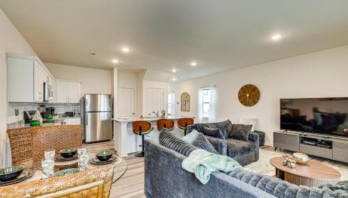 Screened Patio Townhome 3 Mi to Dtwn Wilson! - Foto 5