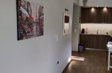 Io's Guest House - Photo 27