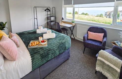 Luxury Sea View Retreat with Hot Tub Sleeps 8 - Foto 9