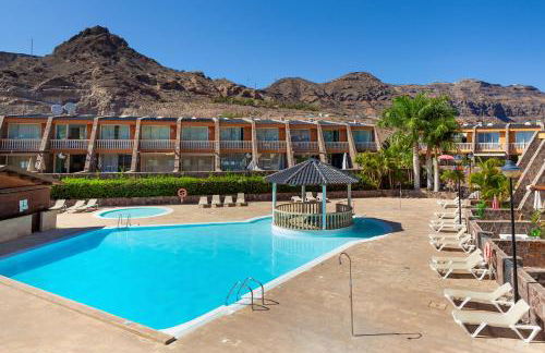 Modern 2BR Sea View Retreat in Tauro Walk to Beach & Golf - Foto 1