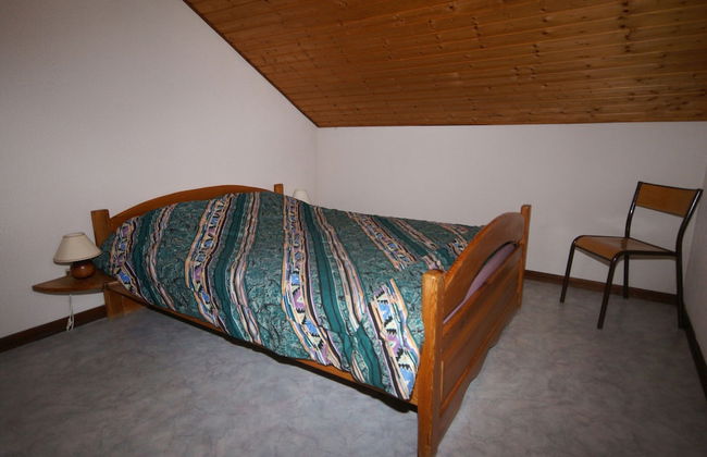 Elegant Chalet in Gerbepal in Cosy Environment - Photo 3