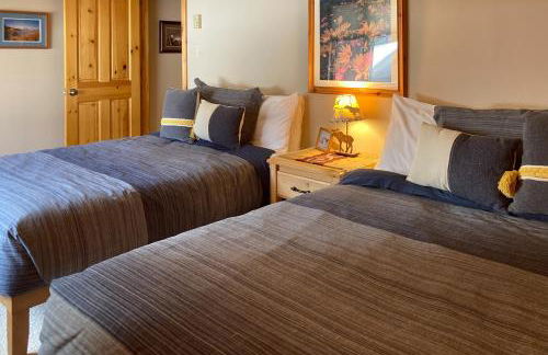 Glacier B - Photo 17