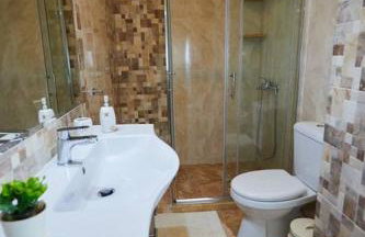 Chioni's Houses - Photo 9