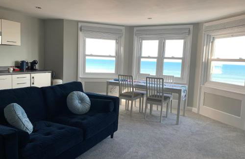 The Beachfront Lookout a Stunning Apartment with Perfect Sea View - Foto 1