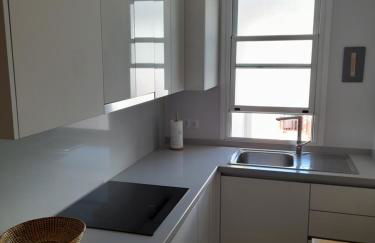 El Electron Parking Gratuito - Foto 8