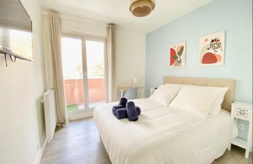 Le cocon urbain - Modern 4BR Apartment with Free Parking, High-Speed Wifi, Quick Access to A6 & N7 - Foto 17