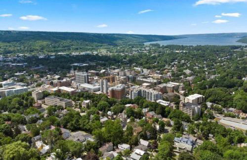 Hot Tub! Close to Cornell, Ithaca College, Commons! - Foto 47