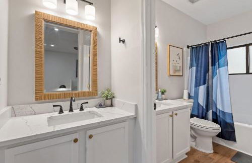 Raleigh Executive 2BR, Newly Furnished, Fenton & N Hills - Foto 17