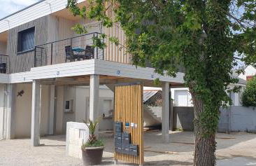 Résidence Salamandre - Maison Bois Cosy Calme avec parking pour 4 à 10 pers idéal couples et familles à 500m de la plage à Saint-Marc-sur-mer - Foto 3
