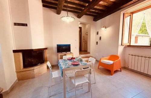 Casa in Umbria - nella Valle del Menotre vicino Rasiglia, Foligno, Assisi,Perugia - Photo 4