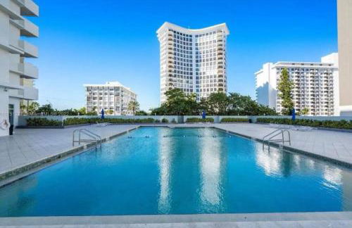 Serena Miami Beachfront 2 Bedrooms with Direct OceanView and Parking - Foto 33
