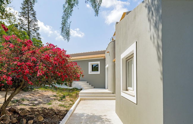 Luxury Almancil Villa With Heated Pool by Ideal Homes - Foto 31