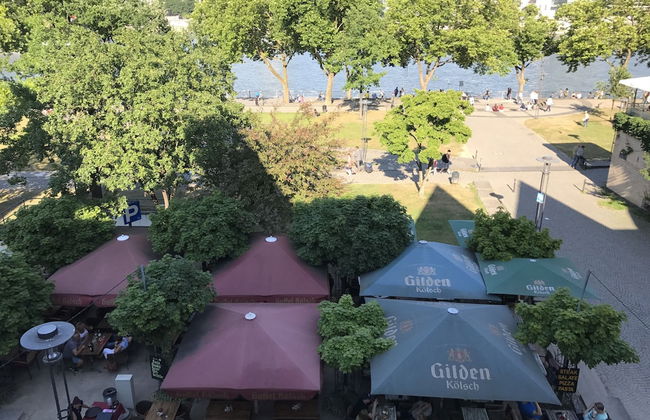 City Apartment - Photo 29