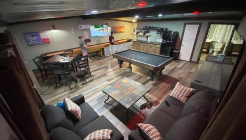 Game Junction - Photo 5, Game Room