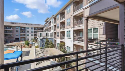 Modern 1BR near TPC Golf Free Parking and Wifi - Foto 5