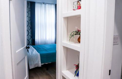 Downtown Retreat - 2BR Oasis - Foto 19