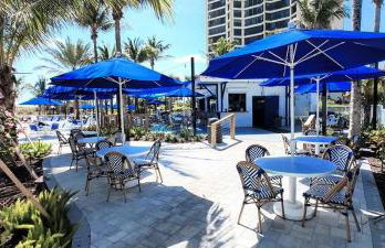 Beachfront paradise Ocean Village Golf Tennis Several heated pools Tiki bar Pickleball insite sports bar and restaurant and much more - Foto 22