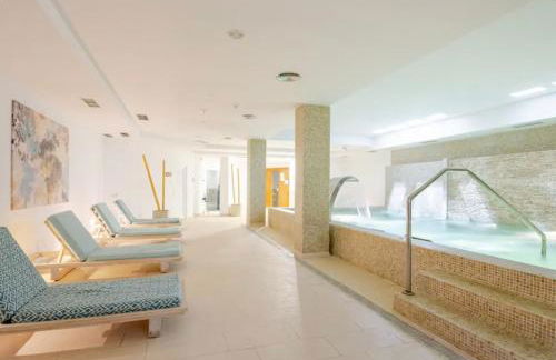 Luxury 2 bedroom apartment, close to the sea and the golf course, Aloha Hills Club Property - Foto 17