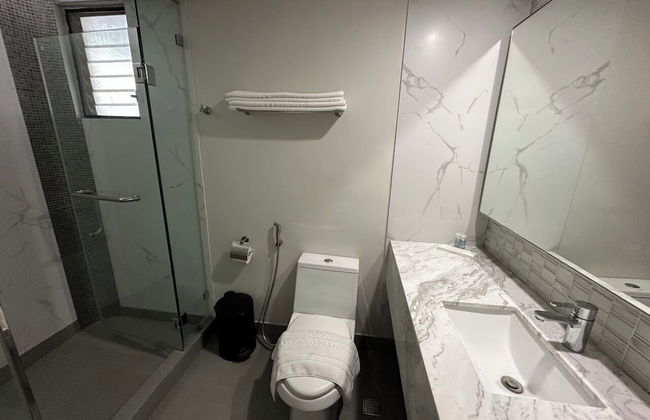 Amorsolo Mansion - Foto 24