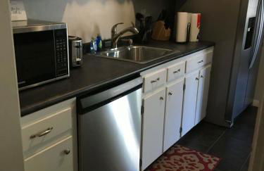 Enchanting Forestwood Retreat - Foto 49